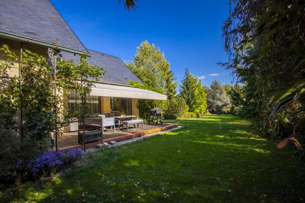 7 Bedroom Secluded Villa Close To Prague Říčany Zewnętrze zdjęcie