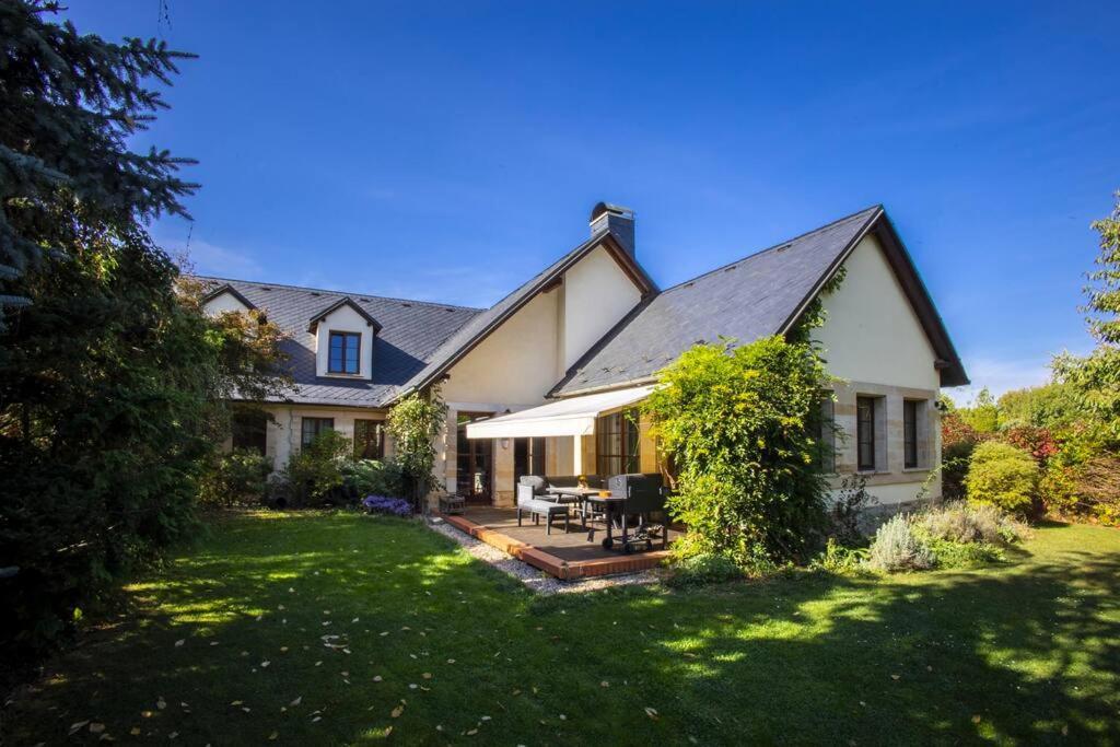 7 Bedroom Secluded Villa Close To Prague Říčany Zewnętrze zdjęcie