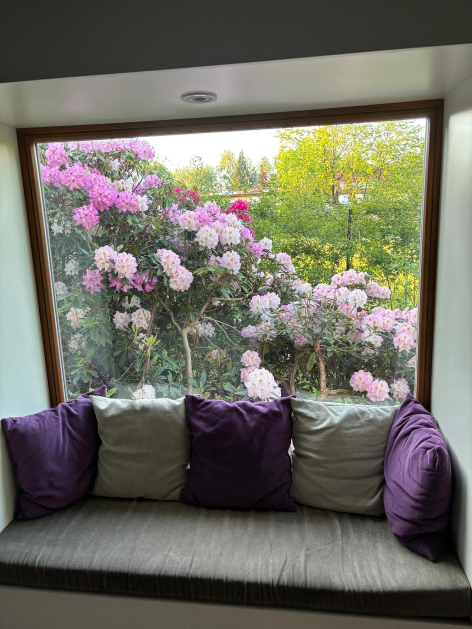 7 Bedroom Secluded Villa Close To Prague Říčany Zewnętrze zdjęcie